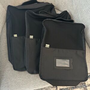 Packing Cubes in Black (partial set, Large, Medium, Small) - BEIS